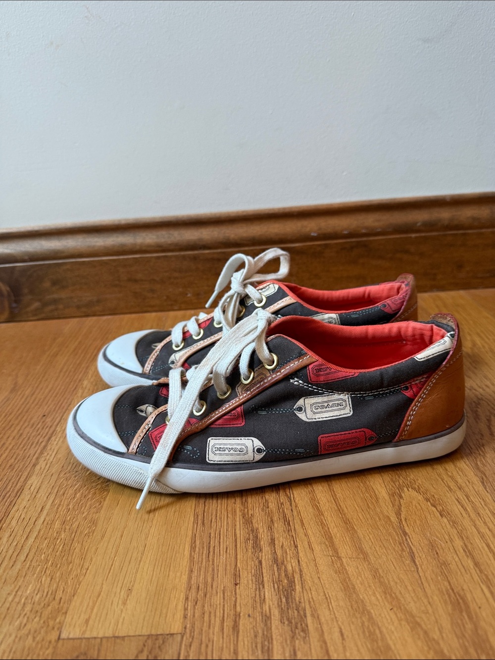 COACH Barrett Hangtag Print Sneakers Women 8M Brown Orange Canvas Leather A1064 - Picture 5 of 13